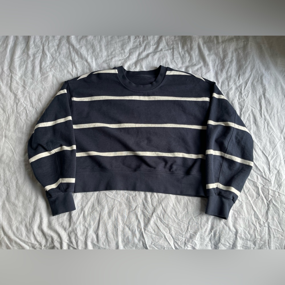 Lululemon perfectly oversized cropped crew